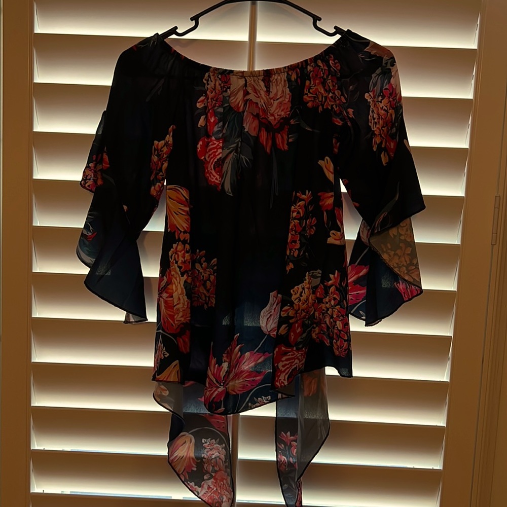 Floral off shoulder top